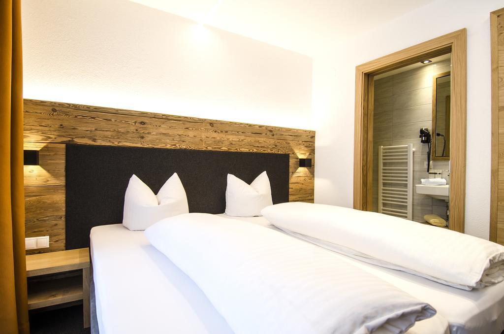 Hotel Garni Persutt 이스크글 외부 사진