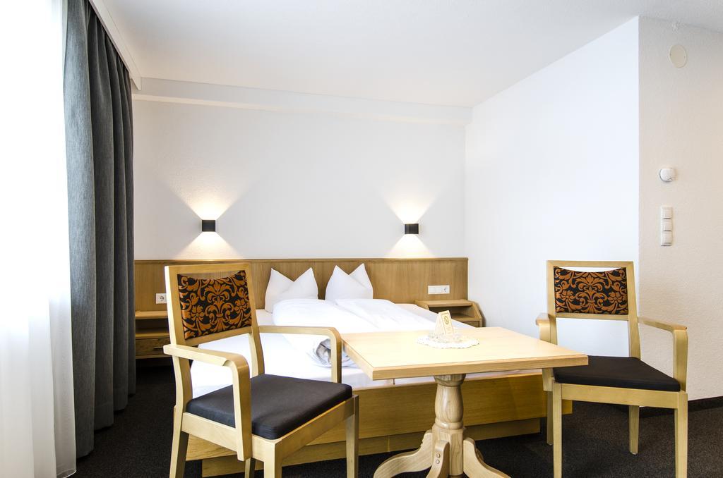 Hotel Garni Persutt 이스크글 외부 사진