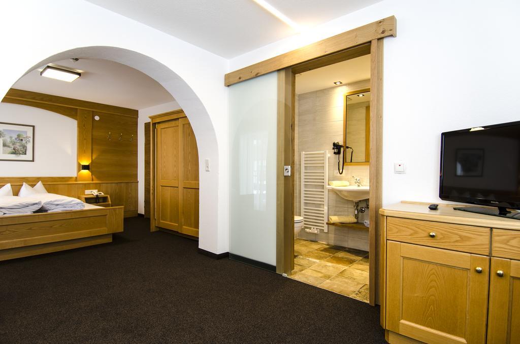 Hotel Garni Persutt 이스크글 외부 사진