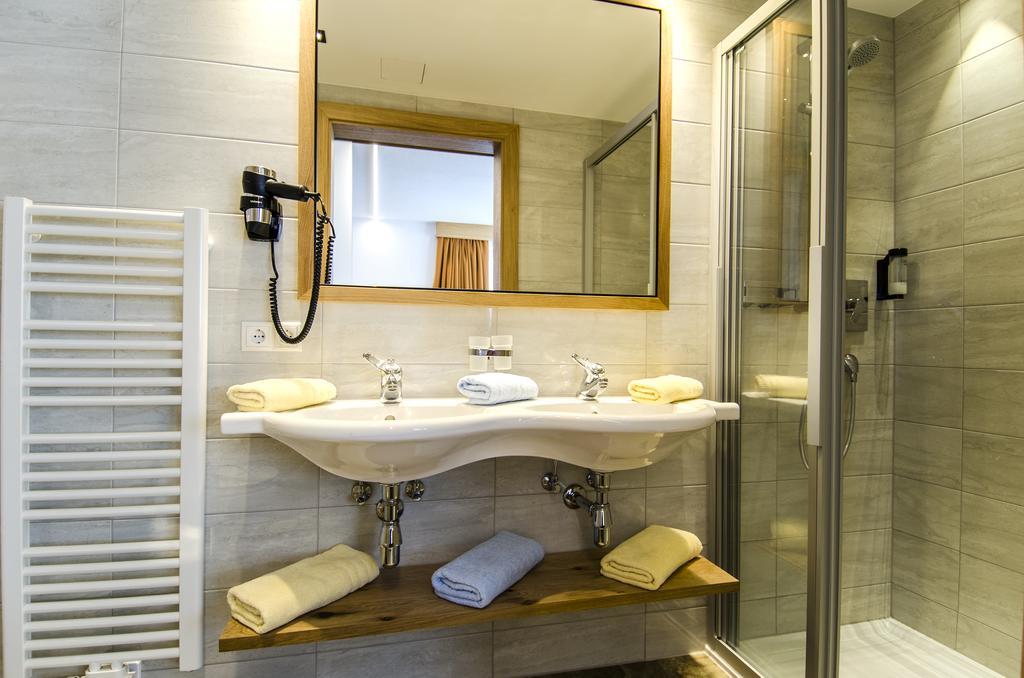 Hotel Garni Persutt 이스크글 외부 사진