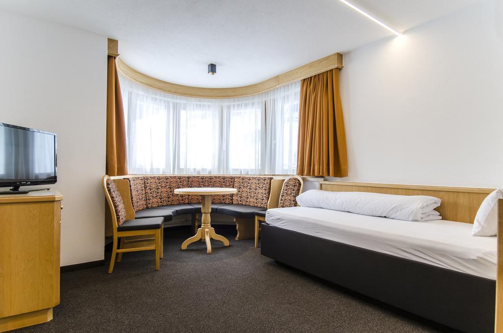 Hotel Garni Persutt 이스크글 외부 사진