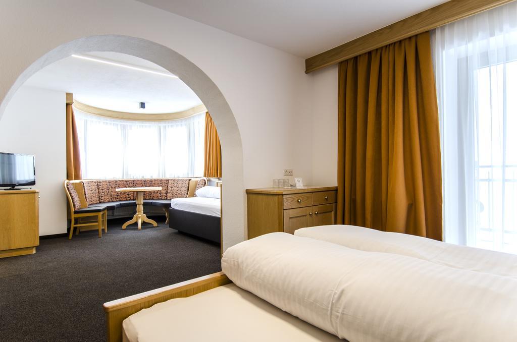 Hotel Garni Persutt 이스크글 외부 사진