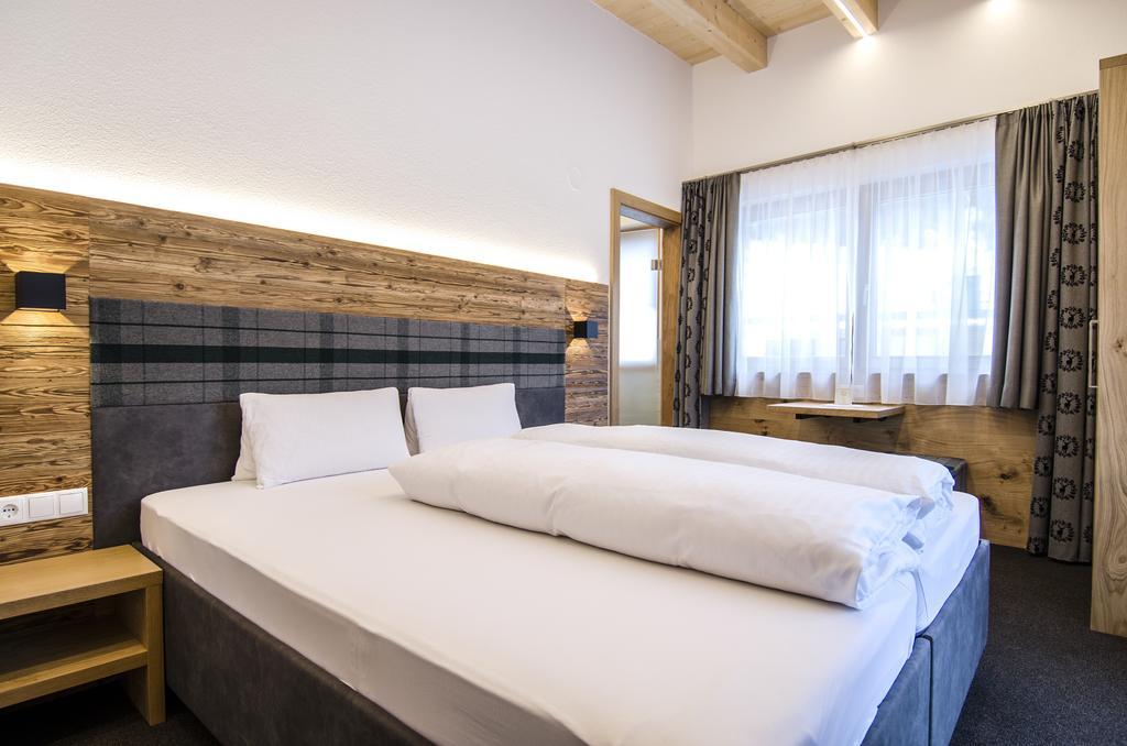 Hotel Garni Persutt 이스크글 외부 사진